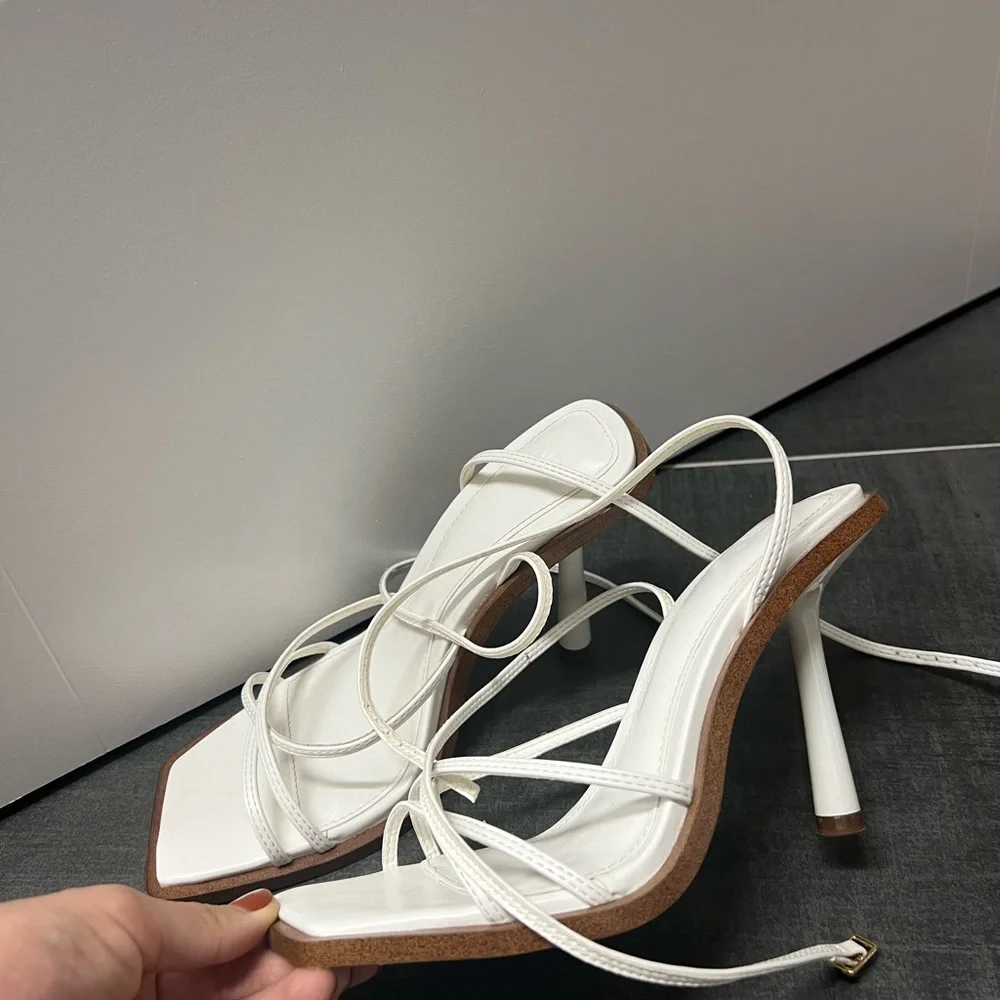 Zara strap heeled white sandals size 6.5